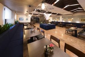 Afbeelding uit fotogalerij van Hotel Zvonimir in Otočac