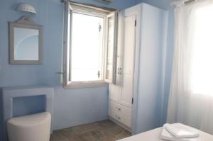 Фотография из галереи Vega Apartments в Тиносе