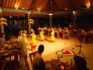 Hosté ubytování Saren Indah Hotel + 37 fotografií