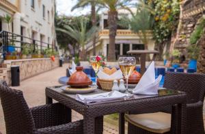 Nápoje v ubytování Atlantic Hotel Agadir