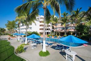 Bazén v ubytování Hotel El Pescador nebo v jeho okolí