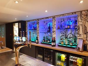 利兹中心马尔堡街宜必思酒店酒廊或酒吧区
