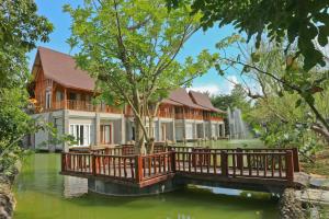 Ein Garten an der Unterkunft Grand Mega Resort & Spa