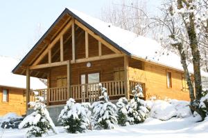 Chalets du Lac im Winter