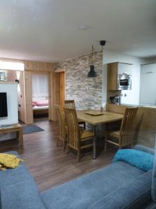 Posedenie v ubytovaní Chalet Auszeit