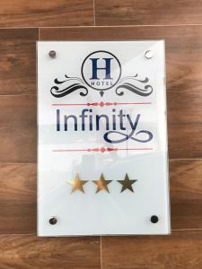 Certifikát, hodnocení, plakát nebo jiný dokument vystavený v ubytování Hotel Infinity