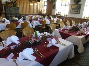 Restaurace v ubytování Gasthof & Hotel Goldene Krone