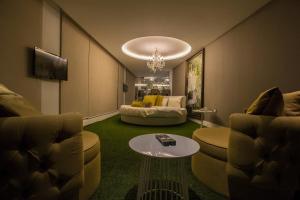 Χώρος καθιστικού στο Four Seasons Halat