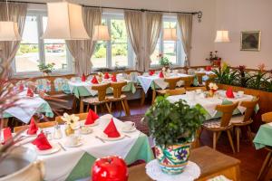 Un restaurant sau alt loc unde se poate mânca la Villa Konstanze