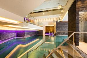 Πισίνα στο ή κοντά στο Hotel Mondin