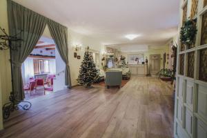 Imagen de la galería de Hotel Tirolo, en Sestola