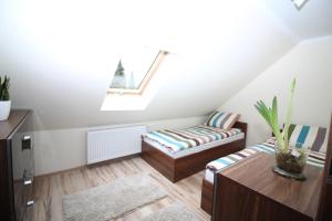 Część wypoczynkowa w obiekcie Apartamenty Trzciana