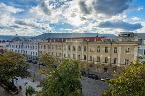 Afbeelding uit fotogalerij van Luxury Apartments on Central Avenue in Tbilisi City