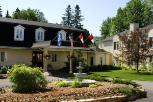 Gallery image of Relais St-Denis in Saint-Sauveur-des-Monts