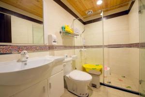 Vonios kambarys apgyvendinimo įstaigoje Kid Baby Homestay