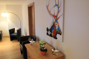 Fotografie z fotogalerie ubytování Apartment "Künstlhäusl" v destinaci Jochberg