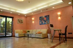 Posezení v ubytování Hotel President Pomezia