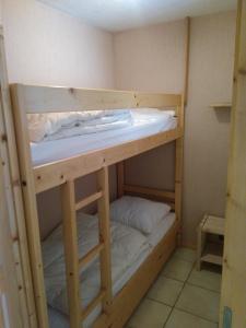 Gallery image of Les Oursons in Morillon