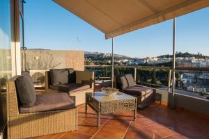 Istumisnurk majutusasutuses Virgo - Loft with Spectacular View to Acropolis