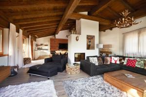 Posezení v ubytování Top modernes Ferienhaus mit Sauna! Nicht weit vom Skilift