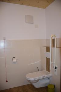 A bathroom at Kornihof