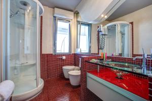 Ванная комната в Hotel Waldorf- Premier Resort