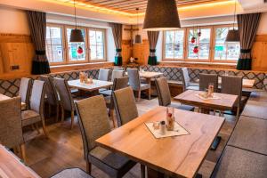 Posedenie v ubytovaní Hotel Rosner