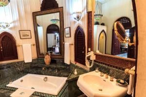 Bagno di Palais Dar Donab