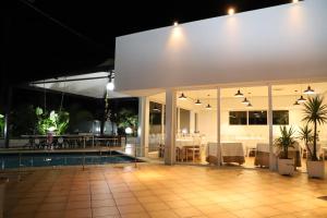 The swimming pool at or close to Hotel Valle Verde
