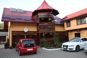 Imagem da galeria de Pensiunea Casa Cristina em Câmpulung Moldovenesc mais 19 fotografias