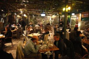 Επισκέπτες που μένουν στο Jerusalem Hotel