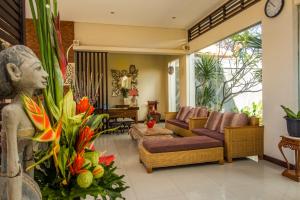Posezení v ubytování Svarna Suites Seminyak