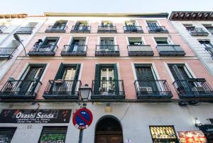 Gallery image of San vicente Ferrer 22 in Madrid