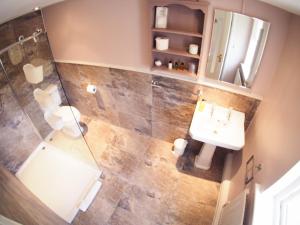 Ένα μπάνιο στο Rye Windmill B&B +46 φωτογραφίες