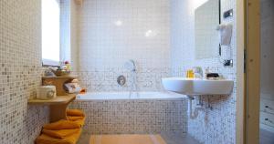 Ένα μπάνιο στο Chalet Mott +5 φωτογραφίες