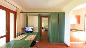 Μια τηλεόραση ή/και κέντρο ψυχαγωγίας στο Hotel Porto Piccolo