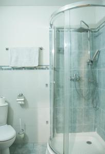 Kylpyhuone majoituspaikassa In Astra