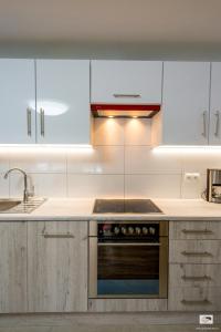 Kuchnia lub aneks kuchenny w obiekcie Apartamenty Krystyna