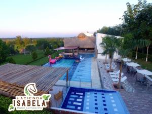 Bazén v ubytování Hacienda Isabela Hotel Campestre nebo v jeho okolí
