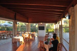 En restaurang eller annat matställe på Santa Maria villaggio turistico