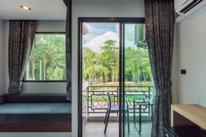 Afbeelding uit fotogalerij van River Front Krabi Hotel in Krabi town