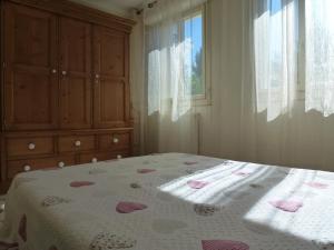 A bed or beds in a room at Entre Pyrenees Et Atlantique