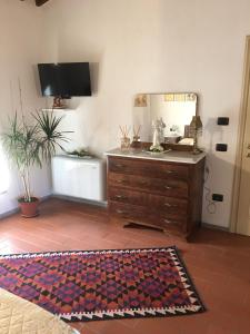 A television and/or entertainment centre at B&B Puccini