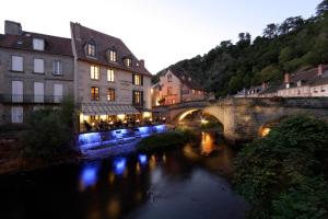 Gallery image of Les Maisons du Pont - Charme & Caractère in Aubusson