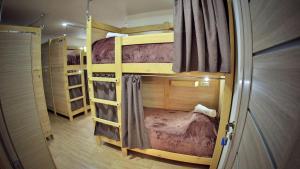Narivoodi või narivoodid majutusasutuse Hostel JUPITER toas