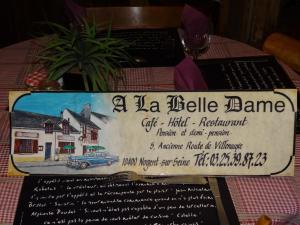 A la belle dameの見取り図または間取り図