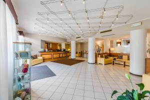 Kuchyň nebo kuchyňský kout v ubytování UNA HOTELS Occhiobello