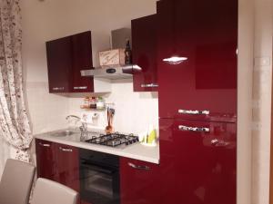 A kitchen or kitchenette at La Casa di San Francesco Még 16 kép