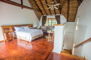 Imagen de la galería de Hoyohoyo Koeltehuis Farm Lodge, en Vosburg 10 fotos más