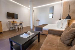 Χώρος καθιστικού στο Luxury Apartments on Central Avenue